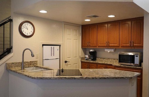 Arcadia Apartment | Scottsdale Camelback Resort Stylish Studio with Outdoor Pool