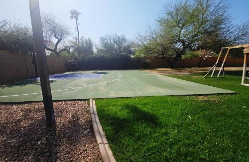 North Scottsdale House | Scottsdale Clubhouse - For 10