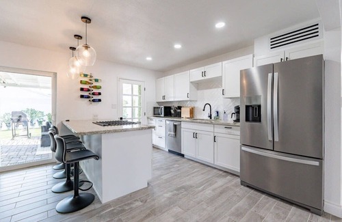Cox Heights House | Scottsdale Lux Oasis, Pool Hot Tub Sleeps 12!