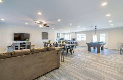 Village Grove House | Scottsdale Palms | Pool+Spa+Putting+Fire Pit+MORE!