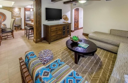 North Scottsdale Resort | Scottsdale Resort 2 Bedroom Suite in Scottsdale, Arizona