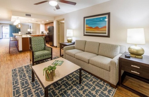 North Scottsdale Resort | Scottsdale Resort 2 Bedroom Suite in Scottsdale, Arizona