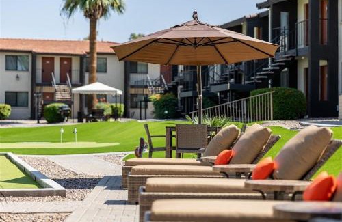 South Scottsdale Apartment | Scottsdale's premium short term getaway, Fully furnished 1 bedroom homes, FREE Golf, cable, utilities, Wi-Fi, parking, pool, and bike trails- Unit 112 apts