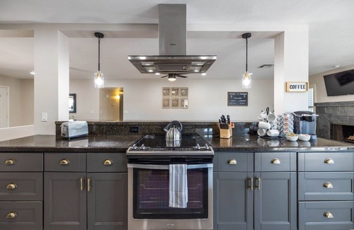 Paradise Valley Village House | Scottsdale Waltann 3 Bedroom Home by RedAwning