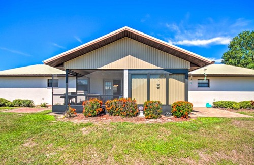Highland Apartment | Screened Porch and Pool Access Cozy Sebring Condo