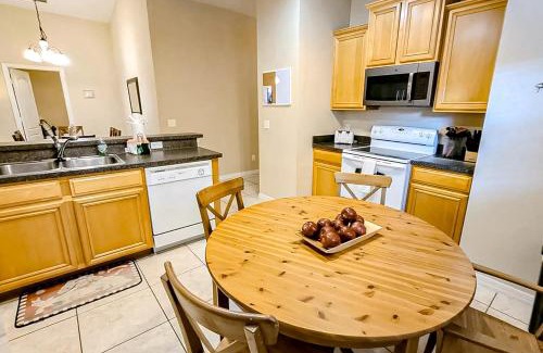 Sandy Ridge House | Scrub Jay Sanctuary
