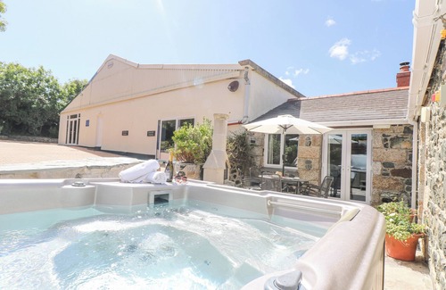 Mullion Cottage | Scrumpy