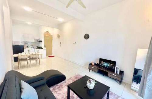Bandar Puchong Jaya Apartment | SD 1-10Pax Puchong Sky Pod Residence IOI Mall WiFi