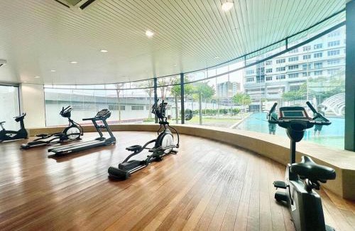 Bandar Puchong Jaya Apartment | SD 1-10Pax Puchong Sky Pod Residence IOI Mall WiFi
