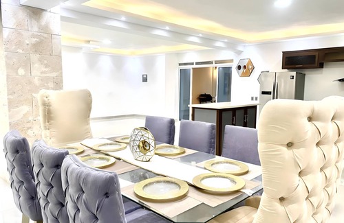 Miraflores Villa | SD 14BR Worry-free Villas + Daily Transportation