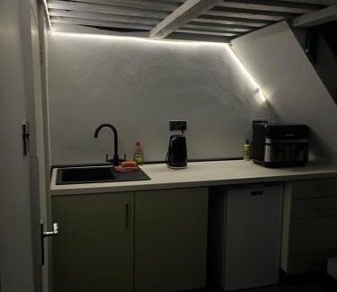 Darlington Apartment | SD Studio Nr Hopetown A1 A19 A66