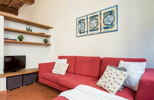 Oltrarno Apartment | Sdrucciolo Double in Firenze