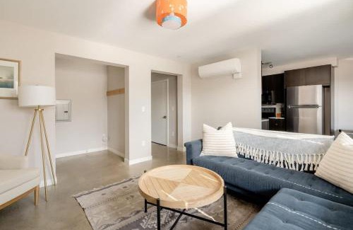 Belmont Apartment | SE 19th - Food Trucks & Vintage Shops