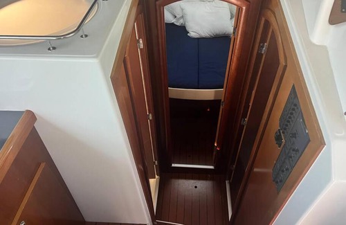 Puerto Calero Boat Rental | Se alquila Barco-Casa, Lanzarote