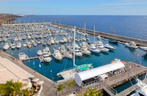 Puerto Calero Boat Rental | Se alquila Barco-Casa, Lanzarote