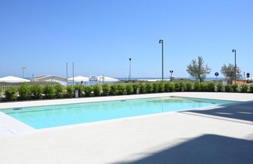 Senigallia Apartment | SE125 - Senigallia, esclusivo trilocale fronte mare con piscina