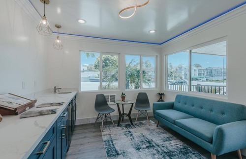 Morro Bay Hotel | Sea Air Inn & Suites - Downtown - Restaurant Row