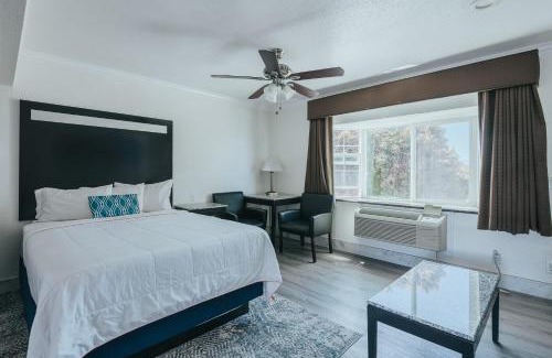 Morro Bay Hotel | Sea Air Inn & Suites - Downtown - Restaurant Row