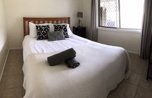 Mahomets Flats House | Sea and Surf Holiday Home