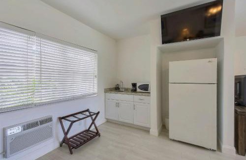 Central Beach Hotel | Sea Beach Plaza