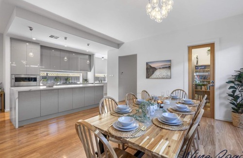 Seacliff House | Sea Belle by Wine Coast Holidays