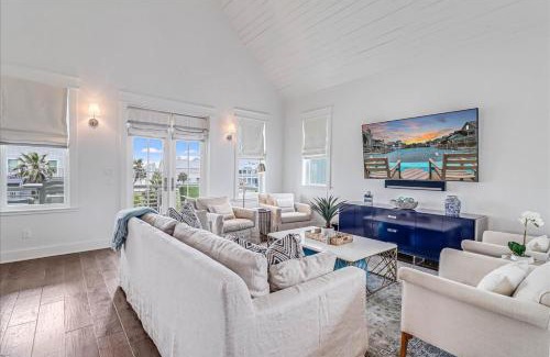 Cinnamon Shore House | Sea Biscuit 279 HI