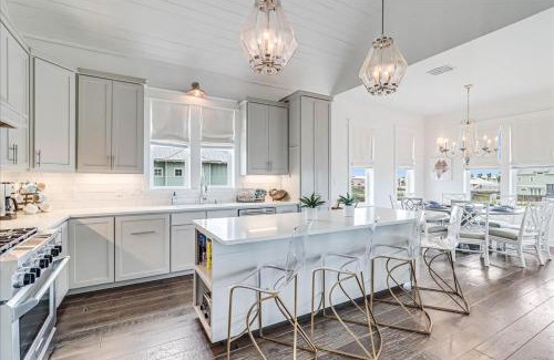 Cinnamon Shore House | Sea Biscuit 279 HI