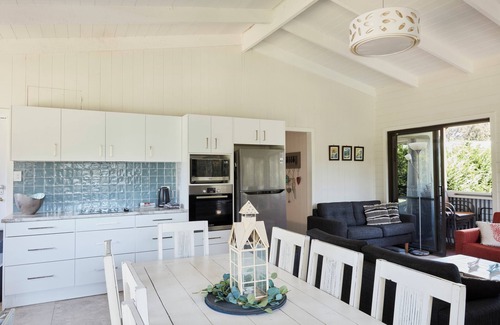 Berrara House | Sea Breeze Berrara Beach House