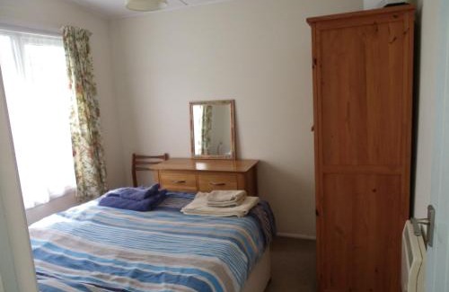 Bideford House | Sea Breeze Bungalow - Welcombe North Devon