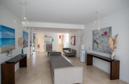 Carilo Apartment | Sea Breeze by CELTIS
