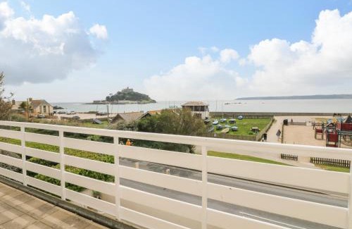 Marazion House | Sea Breeze
