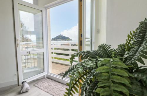 Marazion House | Sea Breeze