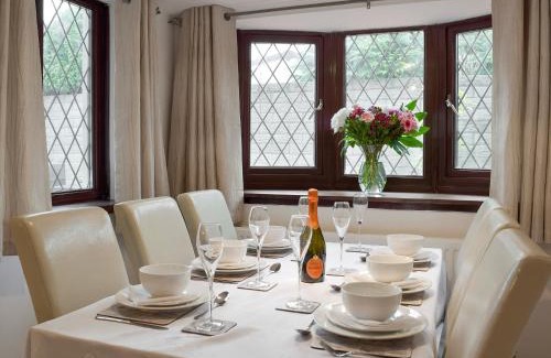 Mumbles House | Sea Breeze