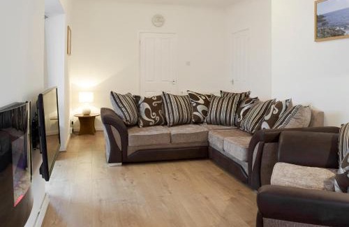 Mumbles House | Sea Breeze