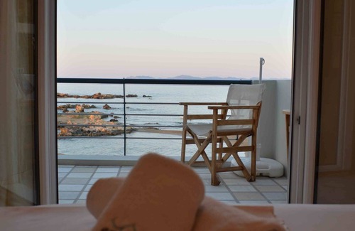 Kato Galatas House | Sea Breeze