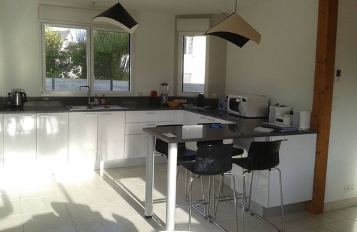 Kerlouet Villa | sea ​​breeze: house, wood, new, on GR34
