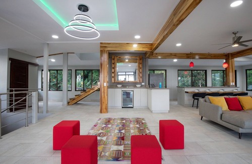 Savegre House | Sea Breeze II Luxury 6 BR Oceanview Estate between Dominical and Manuel Antonio