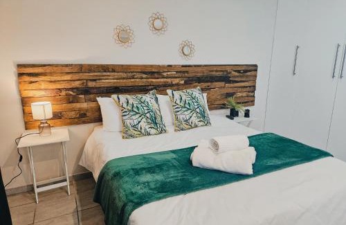 Gonubie Apartment | Sea Breeze Manor - Green Unit