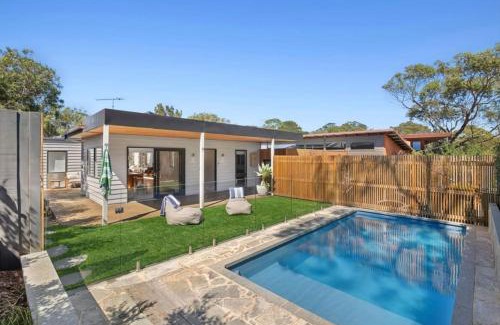 Jan Juc House | Sea Breeze Pool House - Jan Juc