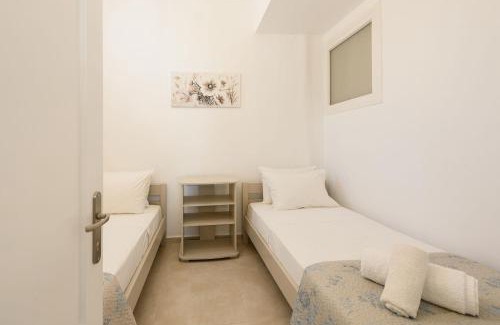 Aliki Apartment | Sea Breeze Studios Paros II