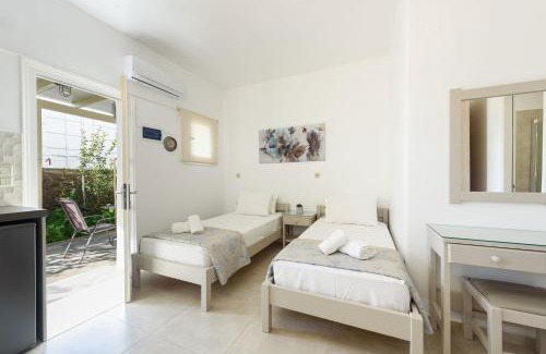Aliki Apartment | Sea Breeze Studios Paros III