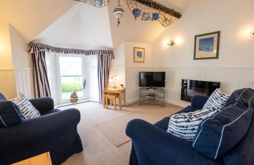 Moelfre House | Sea Breezes