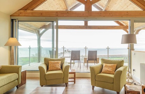 West Bexington House | Sea Campion