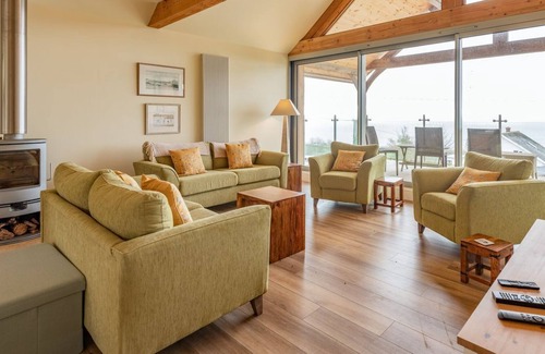 West Bexington Cottage | Sea Campion is a beautiful and newly renovated home perfect for your holiday, with stunning views of