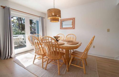 Ocean Ridge Apartment | Sea Cloud Retreat