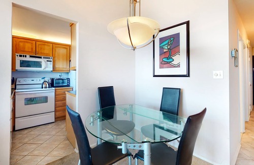 Bethany Beach Condo | Sea Colony 9th-floor ocean-view condo with elevator & balcony