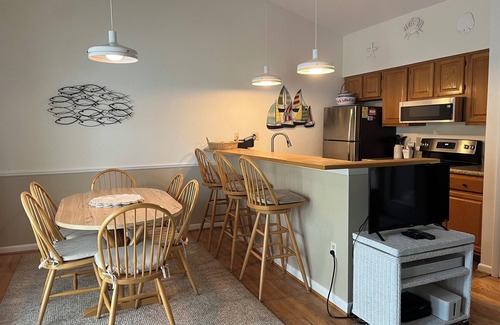 Bethany Beach Condo | Sea Colony West - 2BR, 2BA - 1 Block to Tennis Center, 1/2 Mile to Beach