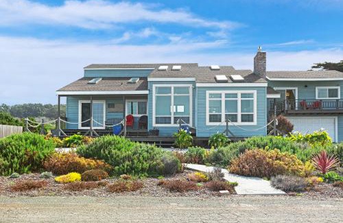 Fort Bragg House | Sea Dream and Sand Dollar Suite