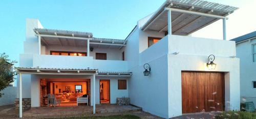 Paternoster Villa | Sea-Esta by Paternoster Holiday Accommodation