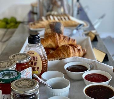 Camps Bay Hotel | Sea Five Boutique Hotel